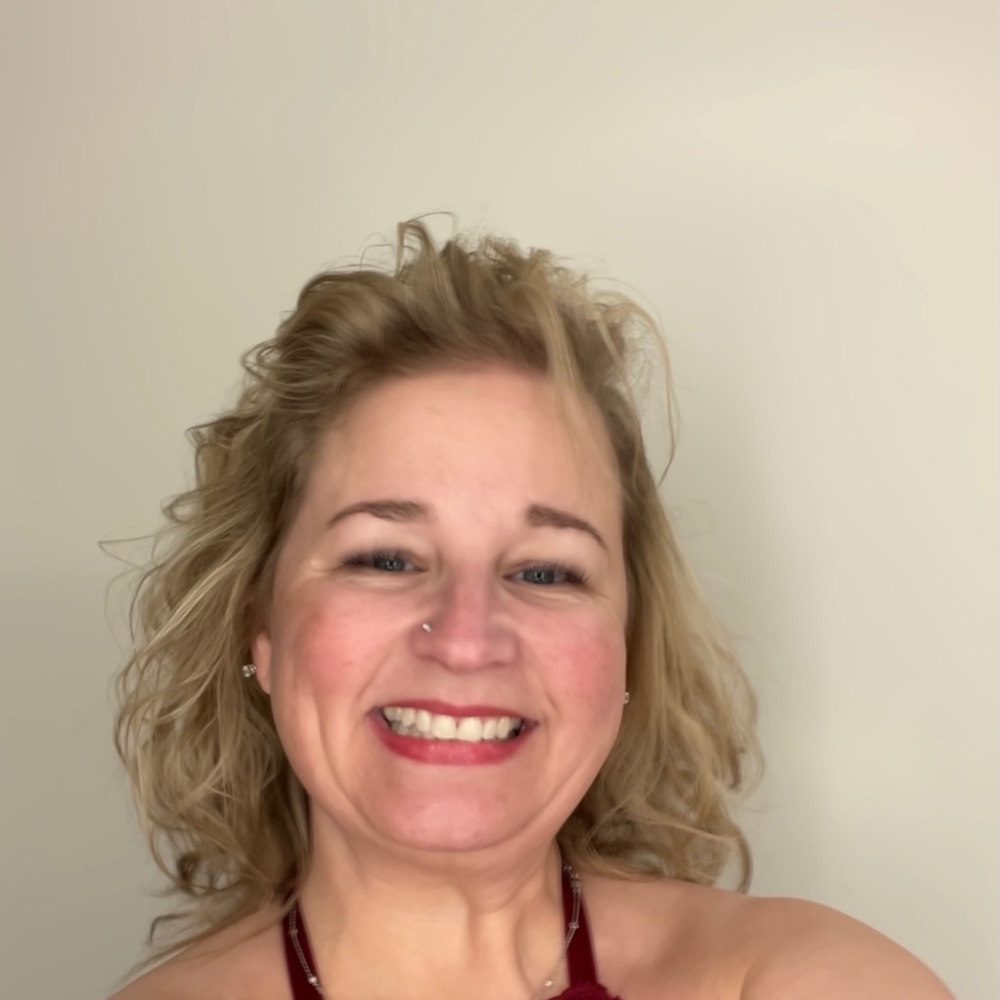 Meet your Posher, Angela